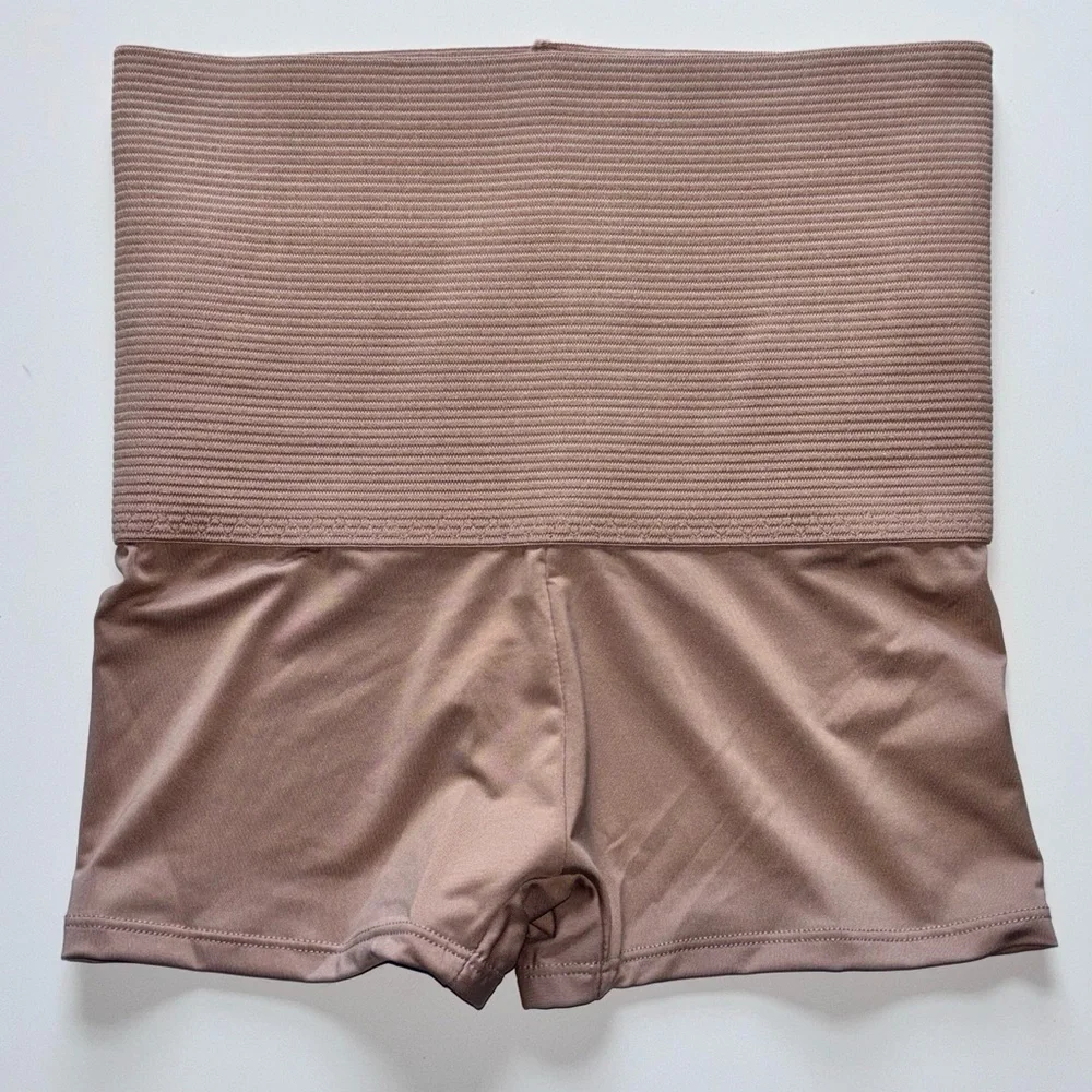 SHAPEWEAR - Picture 2 of 11